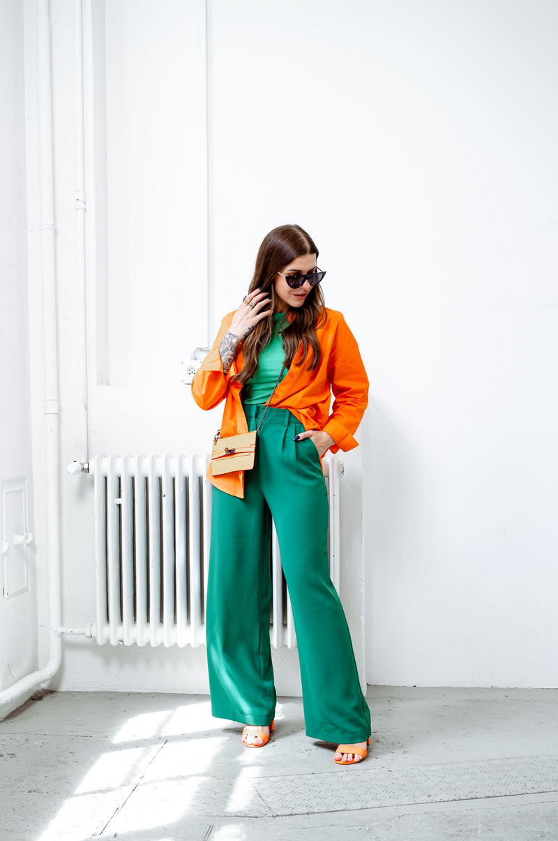 Wide green trousers