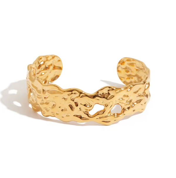 Strukturiertes Edelstahl-Armband in Gold – Skulptural & bold