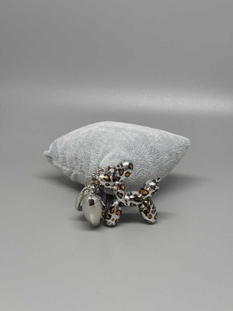Taschenschmuck Doggo Silber Leopard