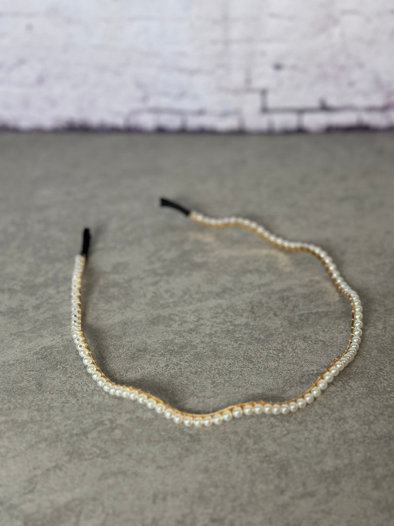 Bandeau petites perles en forme de vague