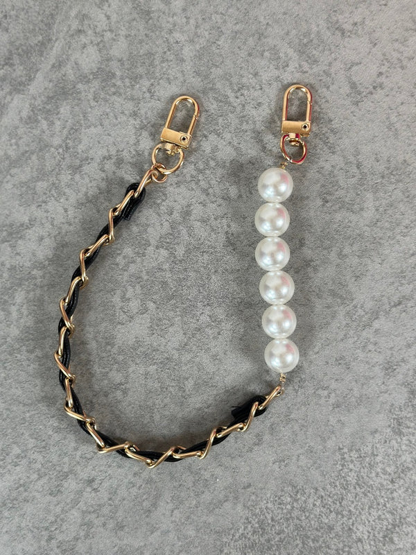 Taschenschmuck Kette Perlen Schwarz halb und halb