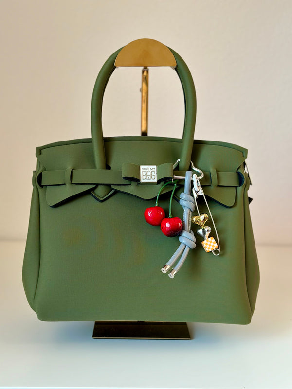 Taschenanhänger Kirsche Grau