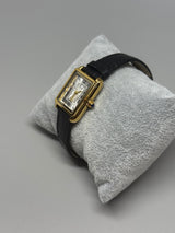 Rechteckige Armbanduhr mit schwarzem Lederband – Klassik in ihrer schönsten Form