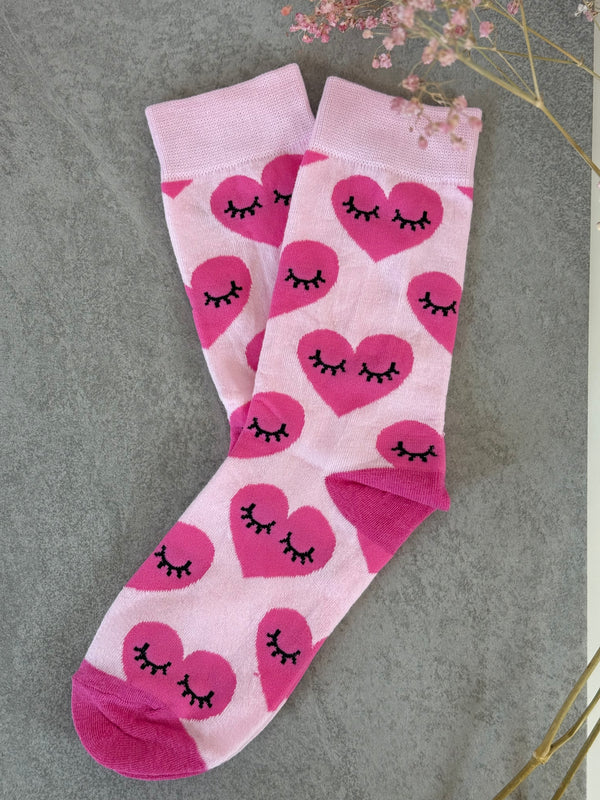 Rosa Herzchen-Socken – soft, süss und ein bisschen verträumt