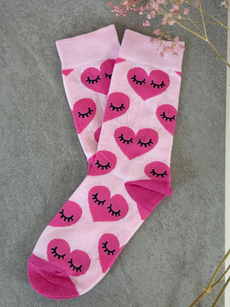Rosa Herzchen-Socken – soft, süss und ein bisschen verträumt