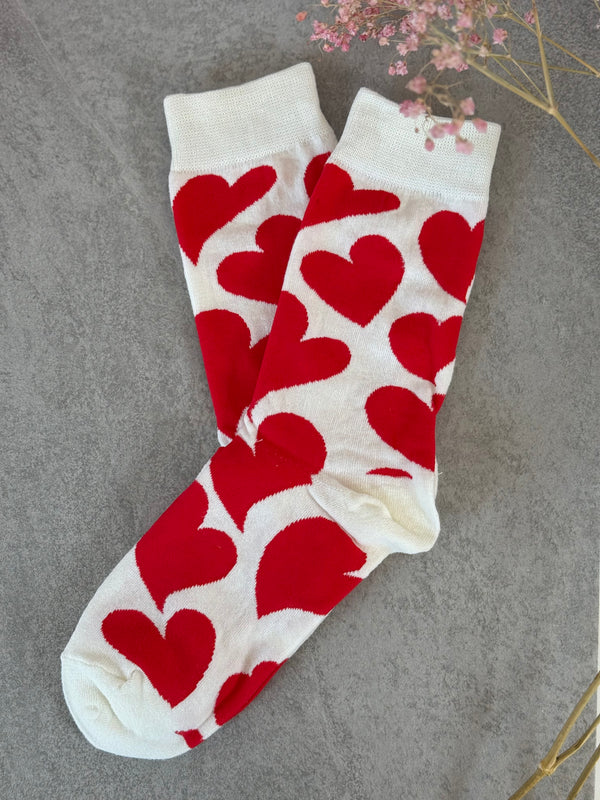 Herzsocken in Rot &amp; Weiss – bold love, but make it fashion
