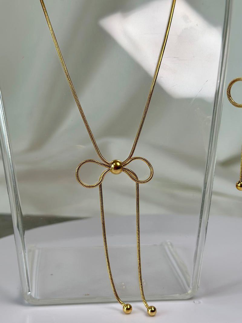 Schmuckset Schleifen, Ohrringe und Halskette