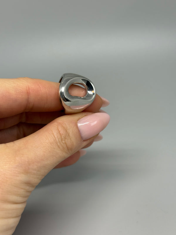 Silberner Chunky-Edelstahlring mit Loch