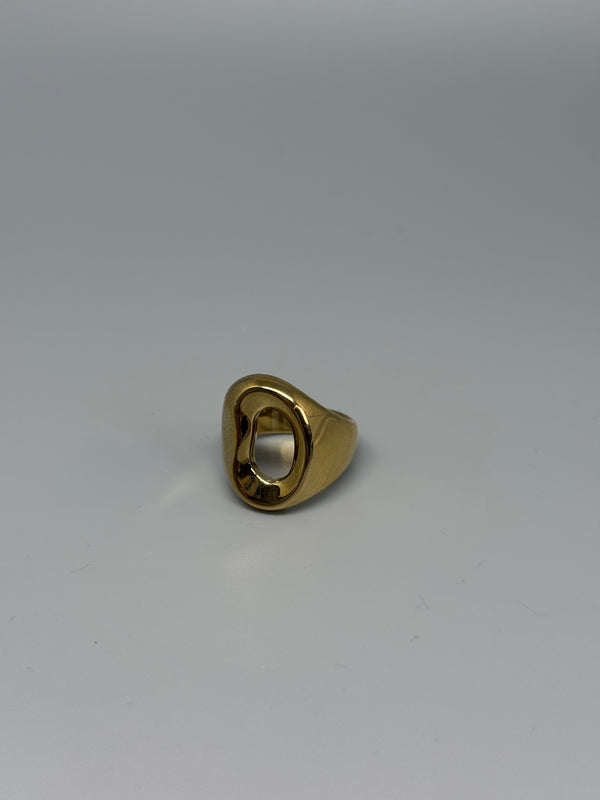 Goldener Chunky-Edelstahlring mit Loch