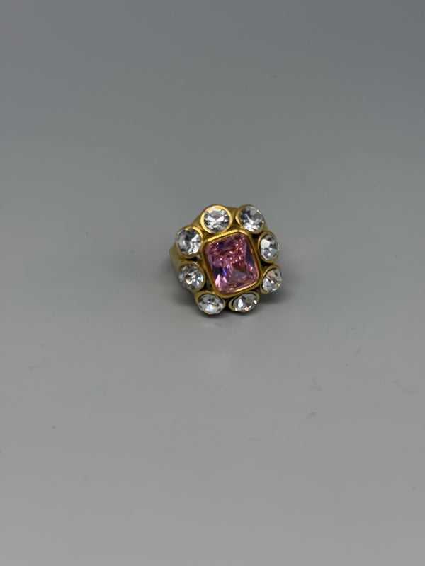 Edelstahlring mit rosa Stein und Glitzerrahmen – glamouröses Design mit edlem Funkeln