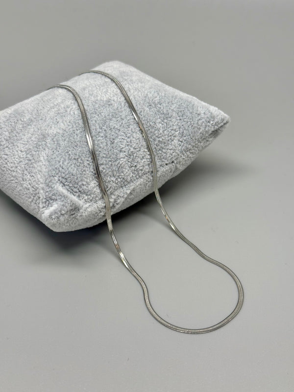 Halskette Snakechain silbern fein, lang