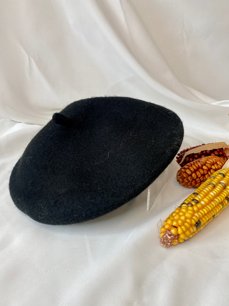 Beret hat black