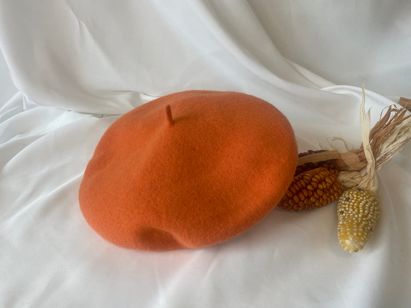 Chapeau béret orange